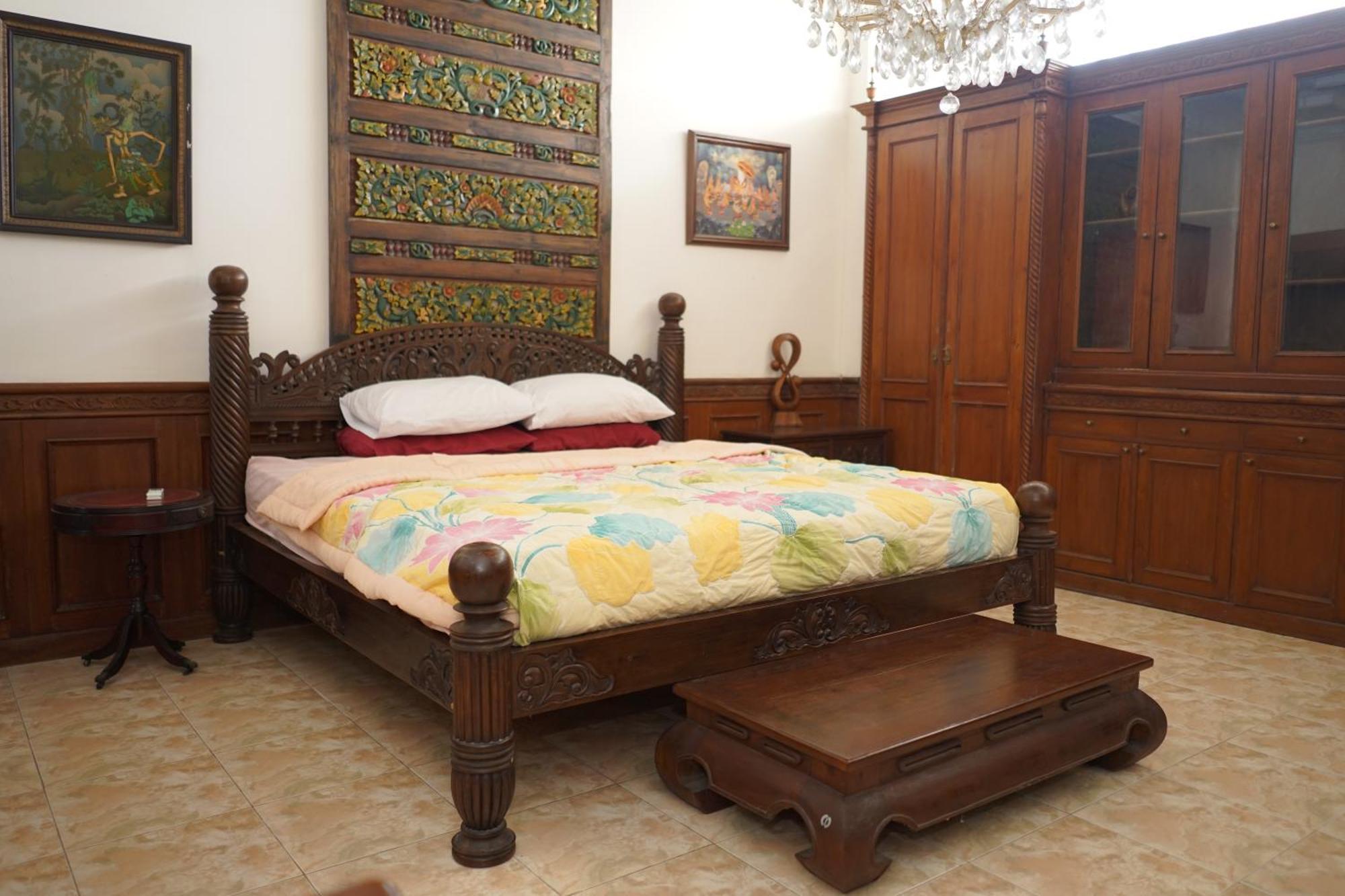 Rumah Pesik Art Heritage Gondowulung Bagian luar foto